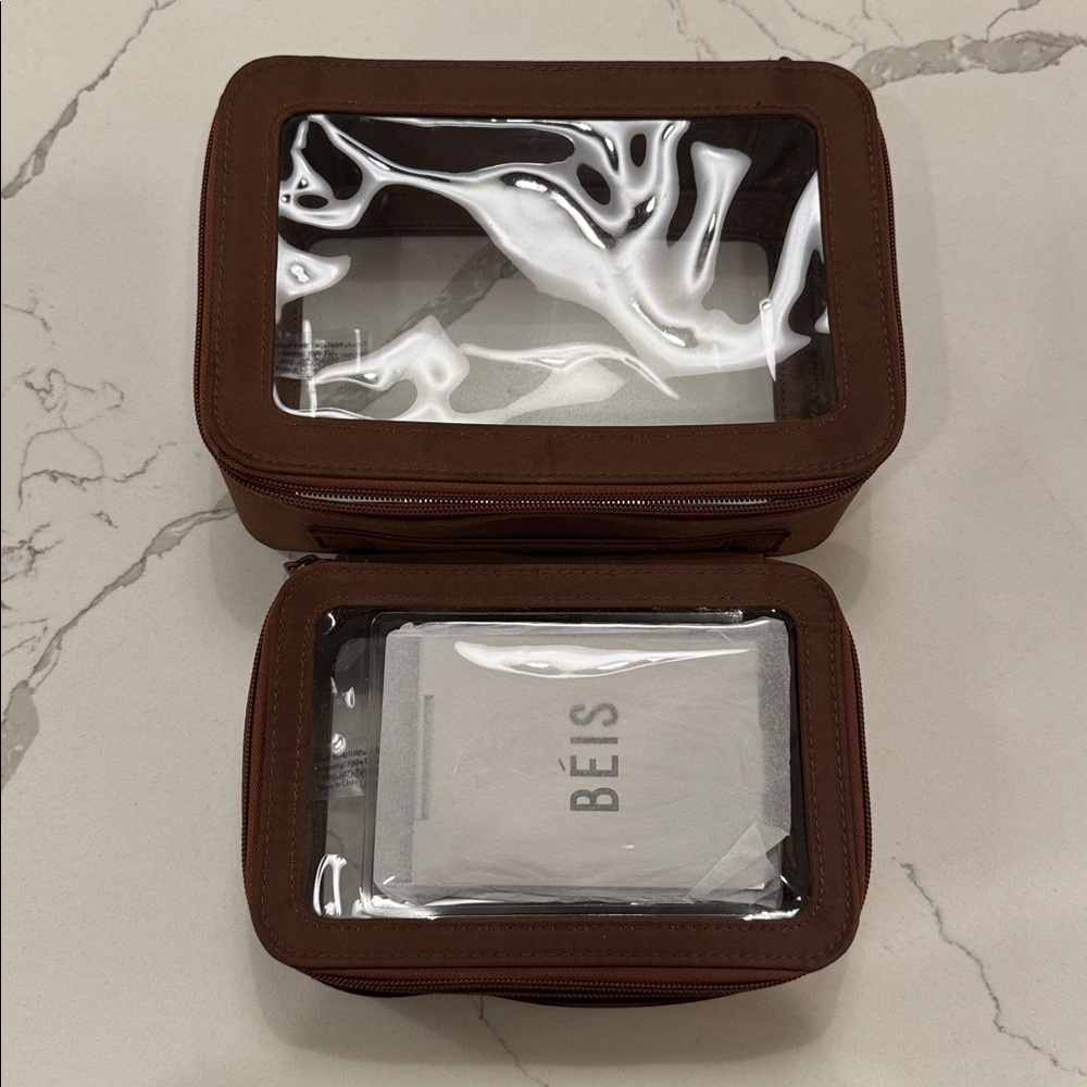 BÉIS The Inflight Cosmetic Set in Maple